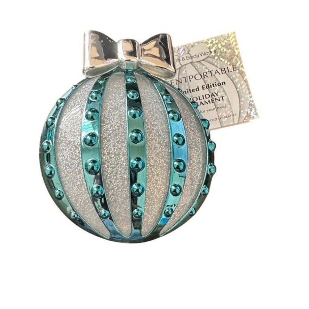 Bath & Body Works Blue Holiday Ornament Silver Bow Air Freshener Scentportable